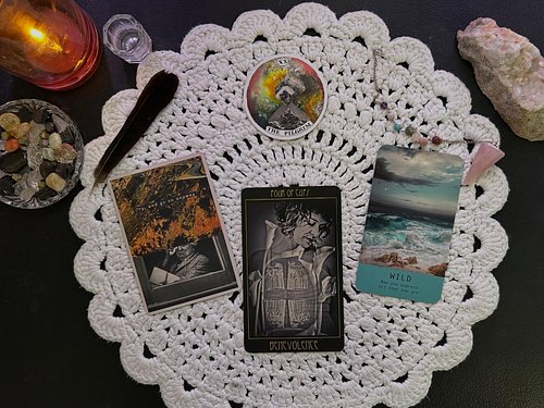 My monthly reflections are up on my channel! Check out what I’ve been up to! #tarotreflections #monthlytarot #newvideoalert 🔗...