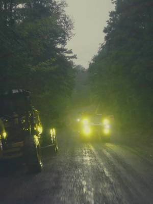 Love dirt roads in the rain. 