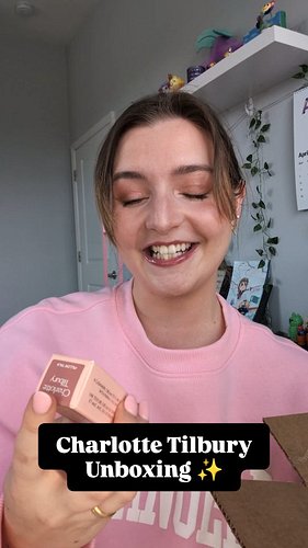 Unboxing some PR from Charlotte Tilbury! ✨ so grateful 🥰❤️ #charlottetilbury #charlottetilburymakeup #makeupunboxing #magicbe...