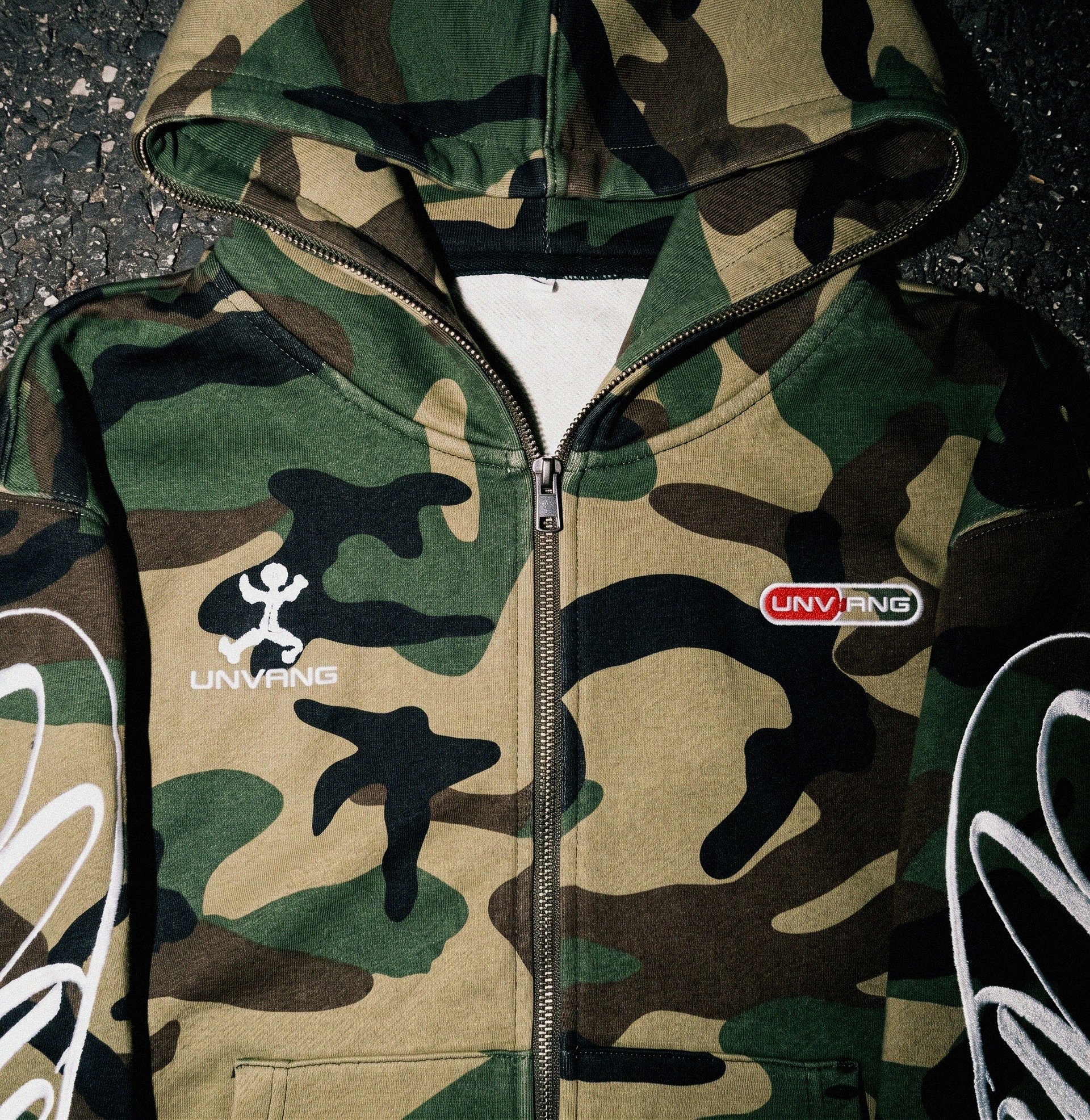 Covert Script Heavyweight Zip product image (4)
