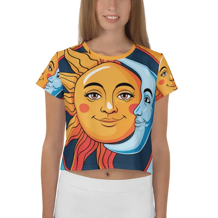 Graphic T-shirt product image (1)