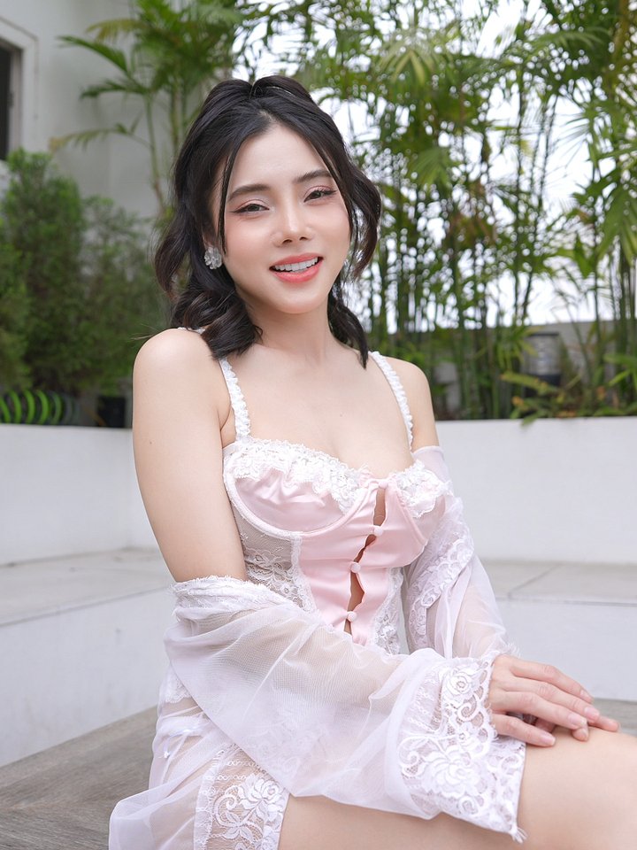 Pink Serenade product image (1)