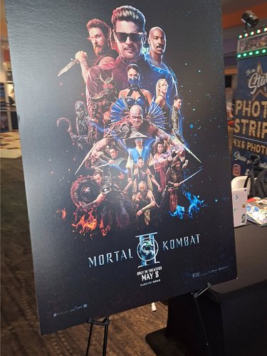 Had a great time with the #mortalkombatmovie! Nonstop action, gruesome fatalities, overall fun!

Thanks @otakufestfl @warnerb...