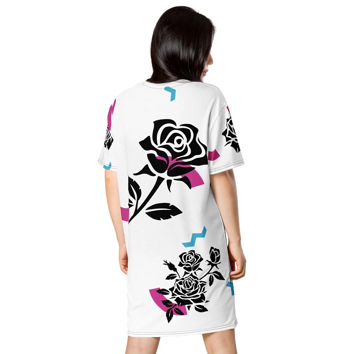 Calavera Sugar Skull (art by Dina R.) - T-Shirt Dress product image (2)