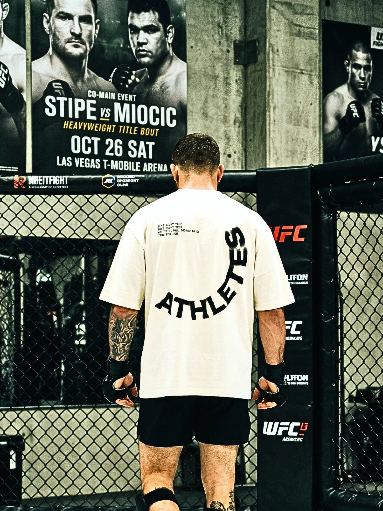 THE ATHLETE OVERSIZED TEE product image (9)