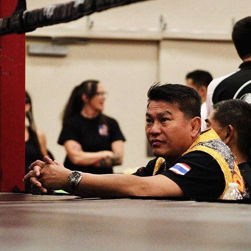 #Repost @dragonlegmuaythai
・・・
Where would we be without our coaches and corners? They tirelessly deal with our blood, sweat ...