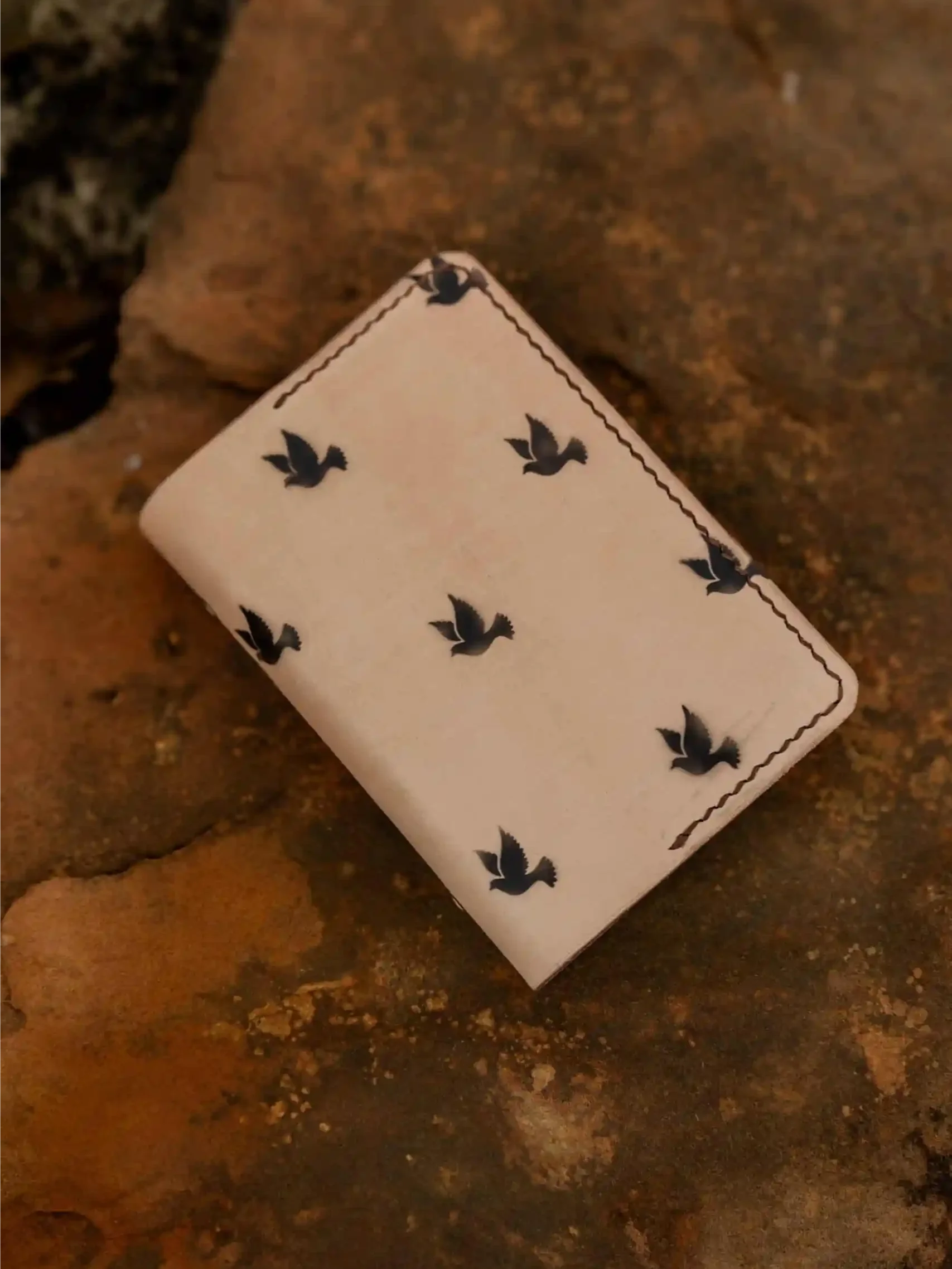 Doves Bible product image (1)