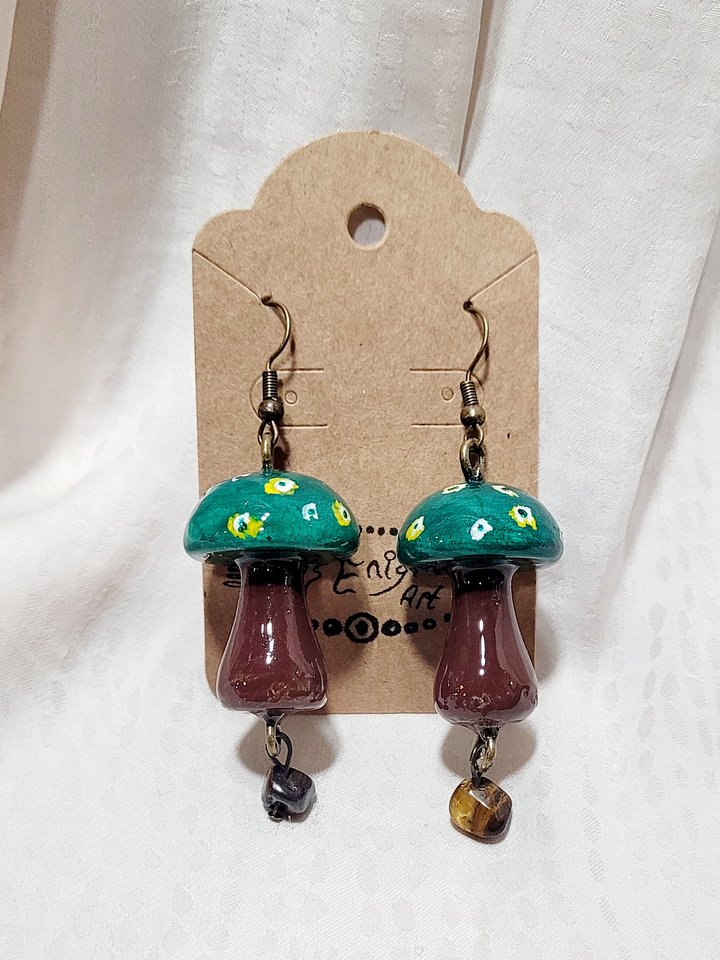 Forest green mushroom product image (1)
