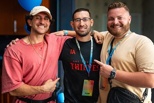 Twitch con 2024 was definitely one for the books! Great time as always along with a great Airbnb roommates 🫡❤️