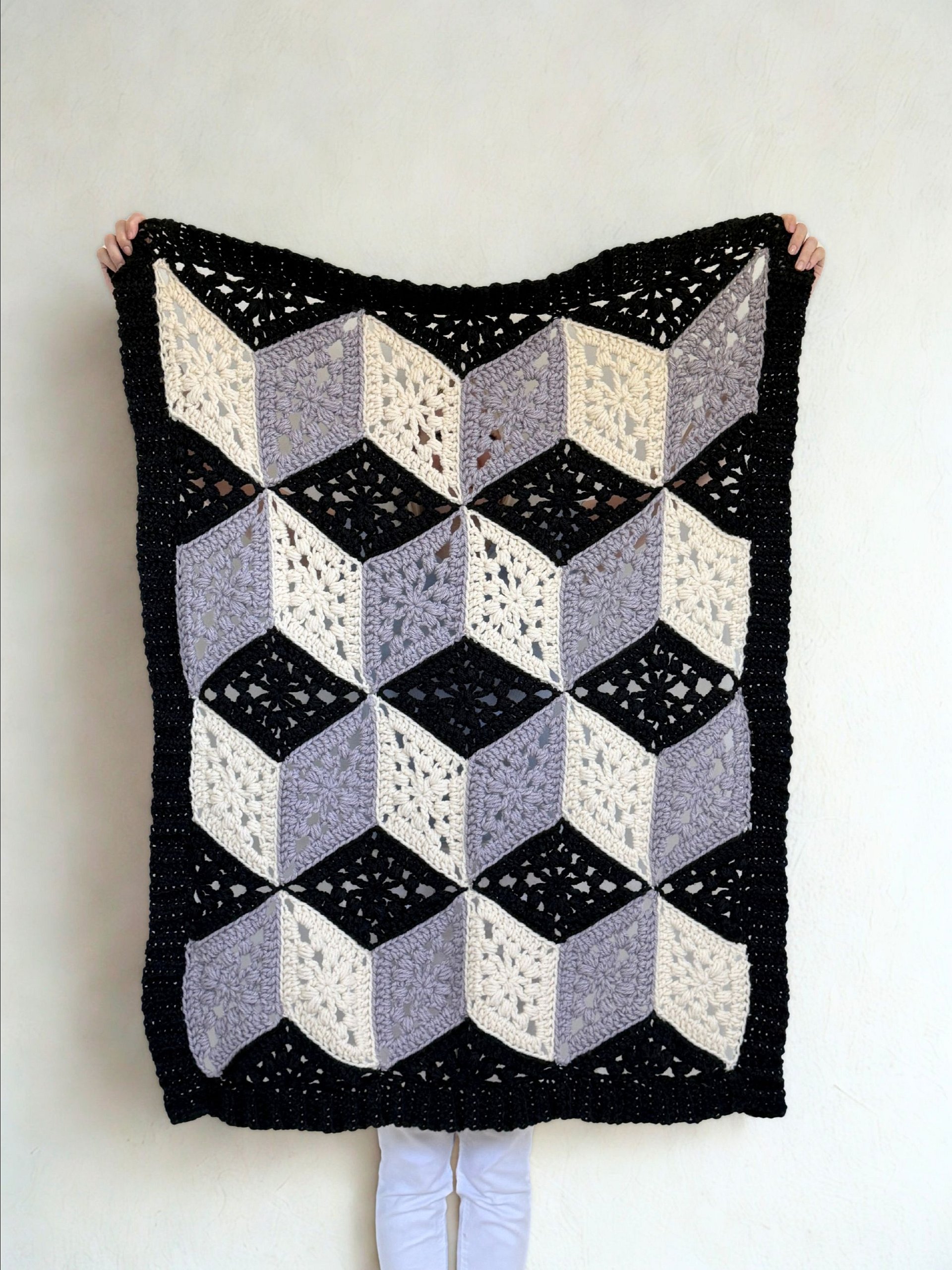 3D Cube Throw product image (1)