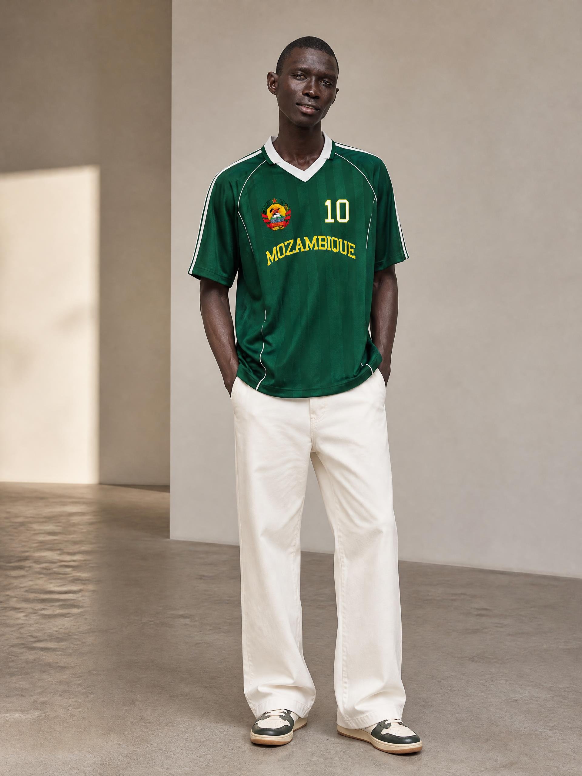 Mozambique AFCON 2027 Soccer Jersey product image (4)