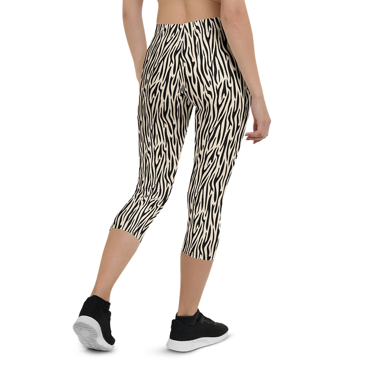 Bold Animal Print Capri Leggings for Active Wear product image (2)