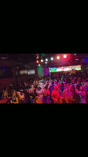 What a great night at @thegoatmanch 

There's just something special about the energy in New Hampshire 🤘 

#fun #nightlife #l...