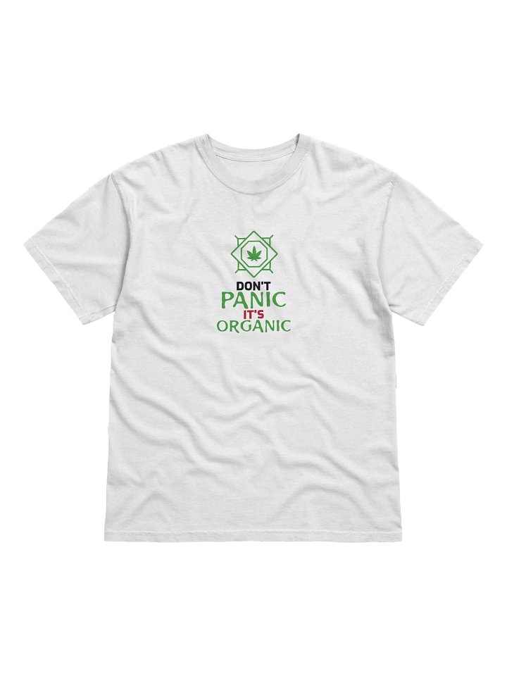 Organic Comfort: Green Leaf Graphic T-Shirt product image (2)
