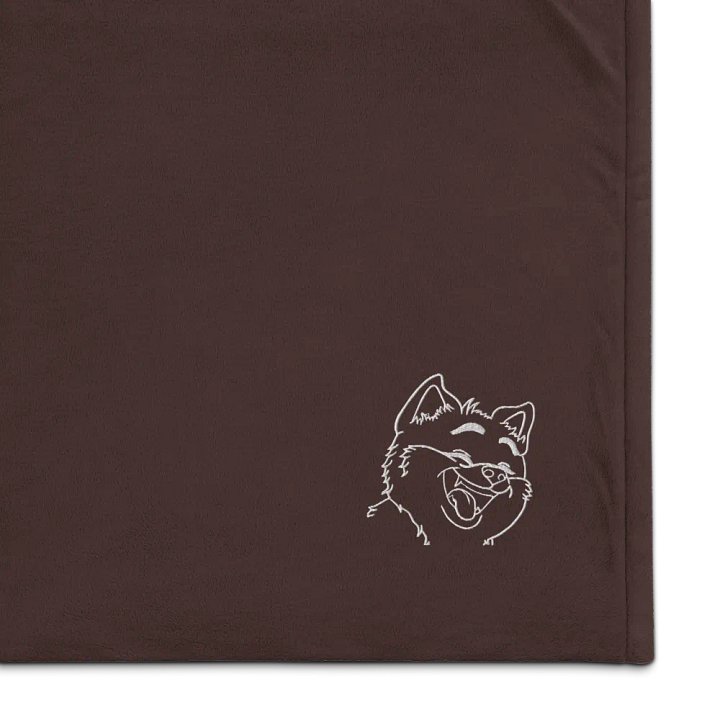 Kenji’s Cozy Sherpa Blanket product image (1)