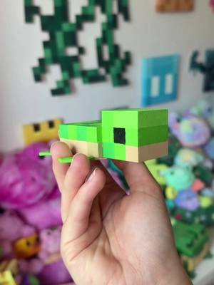Can you guess what Minecraft mob I’m making out of wooden blocks? #gaming #MinecraftArt #craft #Minecraft #streamer 