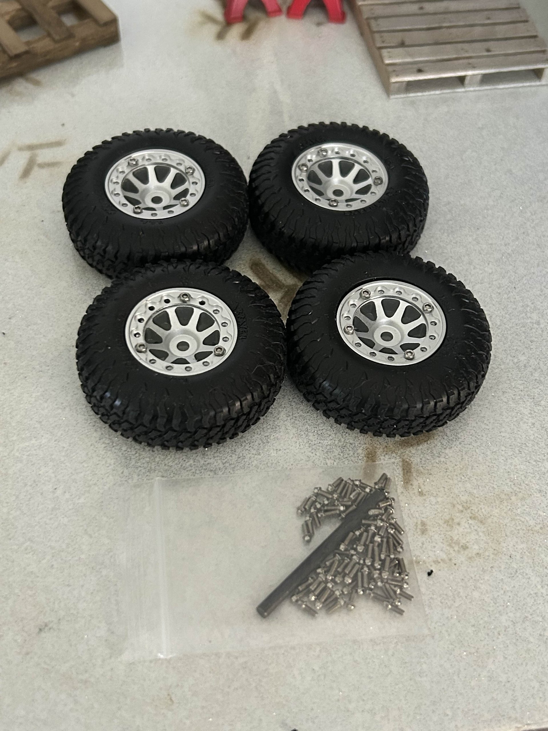 Mazz wheels / Braven tires product image (2)