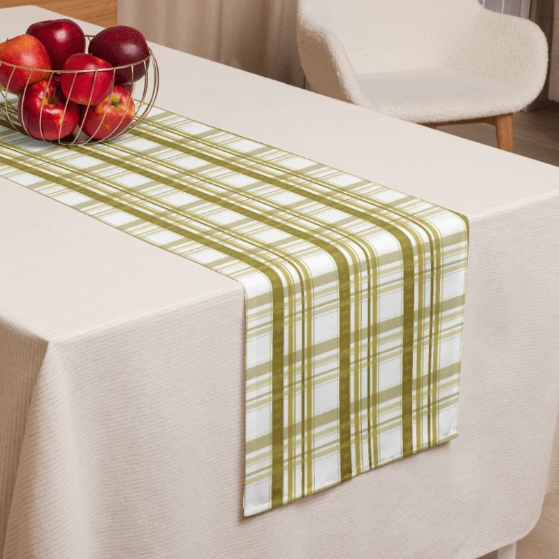 Gilded Reign Table Runner product image (2)