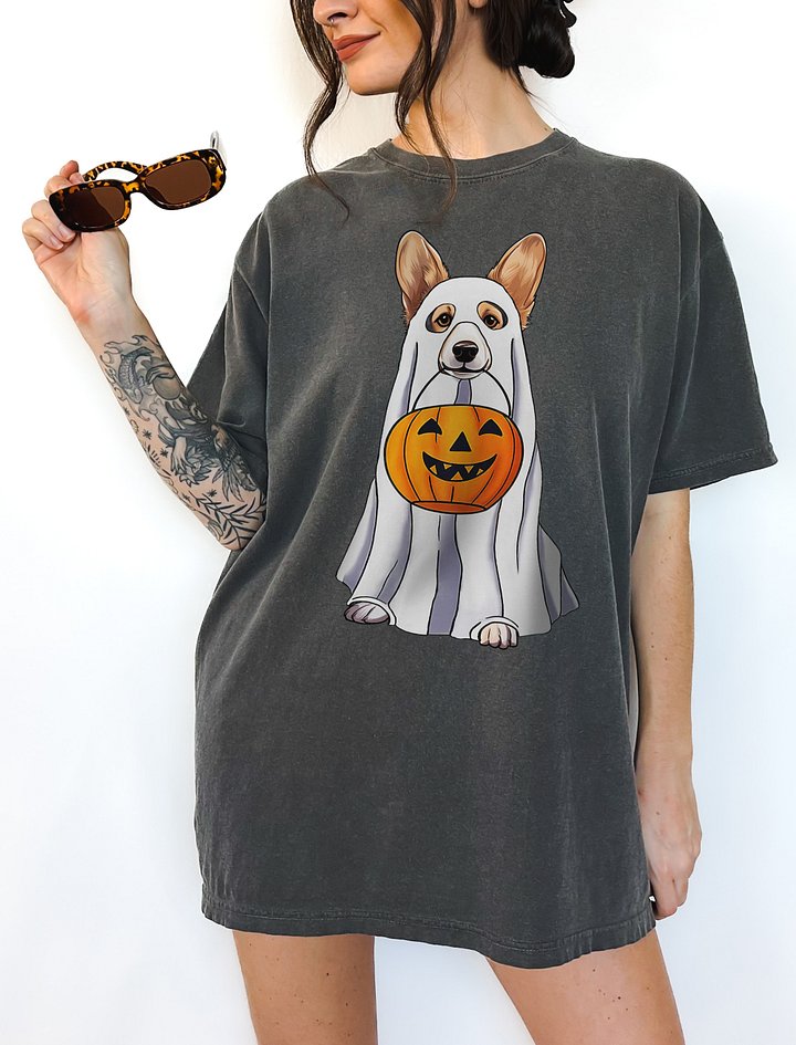 Welsh Corgi(Tricolor) Halloween Tee | Funny Fall & Halloween Corgi Wearing a Ghost Costume with Pumpkin Basket product image (2)
