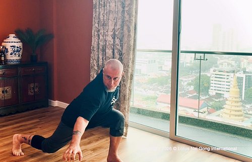 Nice to train this morning with the Buddhist temple and misty Malaysia in the background. 

#xingyi #gongfu #internalartsacademy