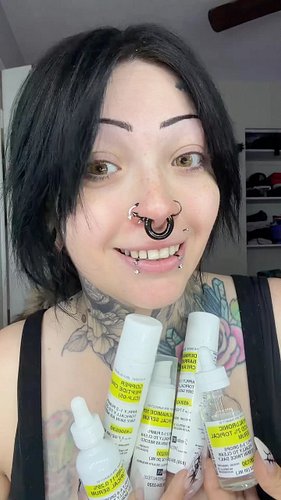 I’ve never loved a skin care line more.
Genuinely obsessed. A MUST TRY!!✨🖤✨
-
-
-
-
-
@officialrxlab 
@officialzombierx 🖤