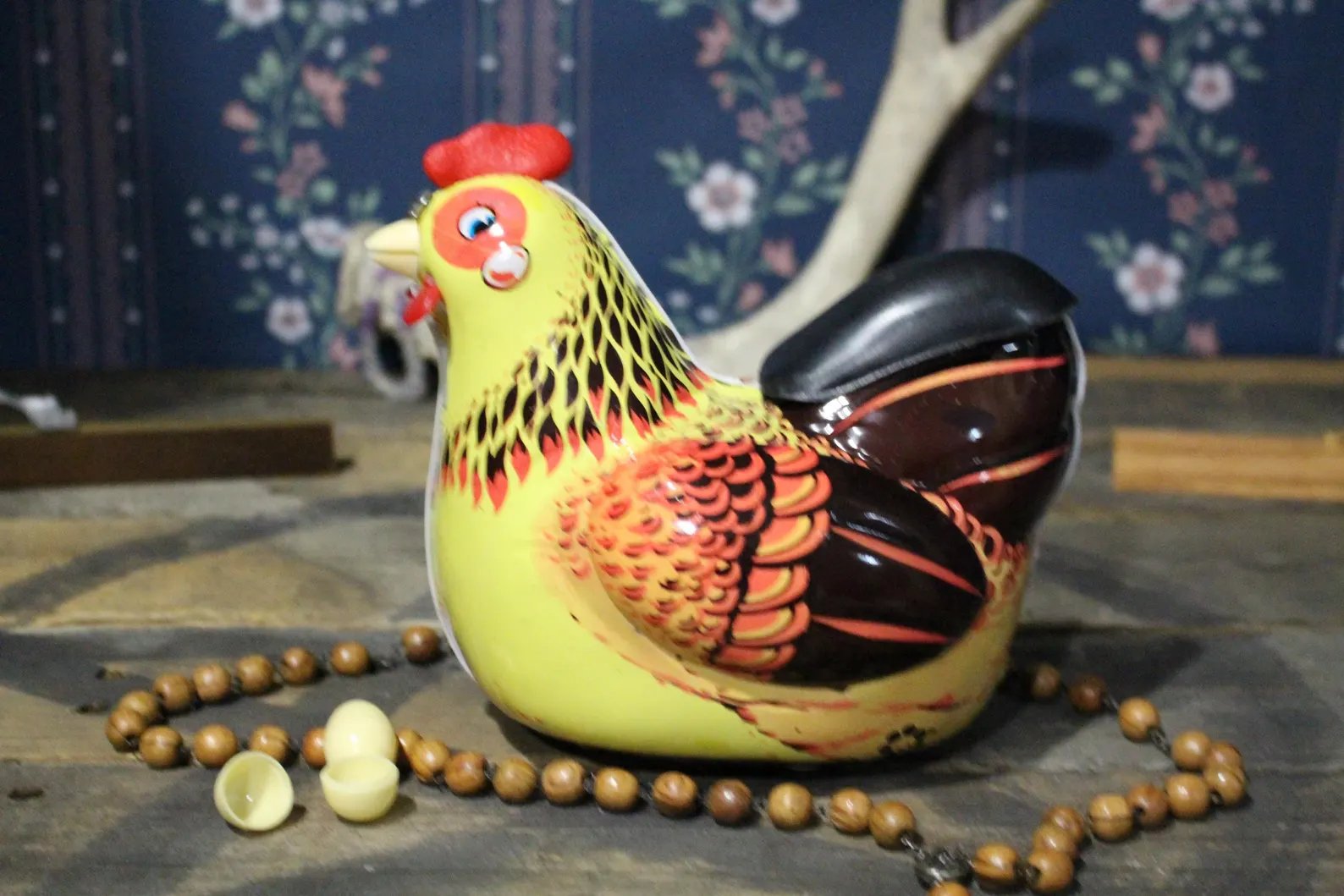 Artifact No.29 - Vintage Tin Chicken Toy New Product product image (3)