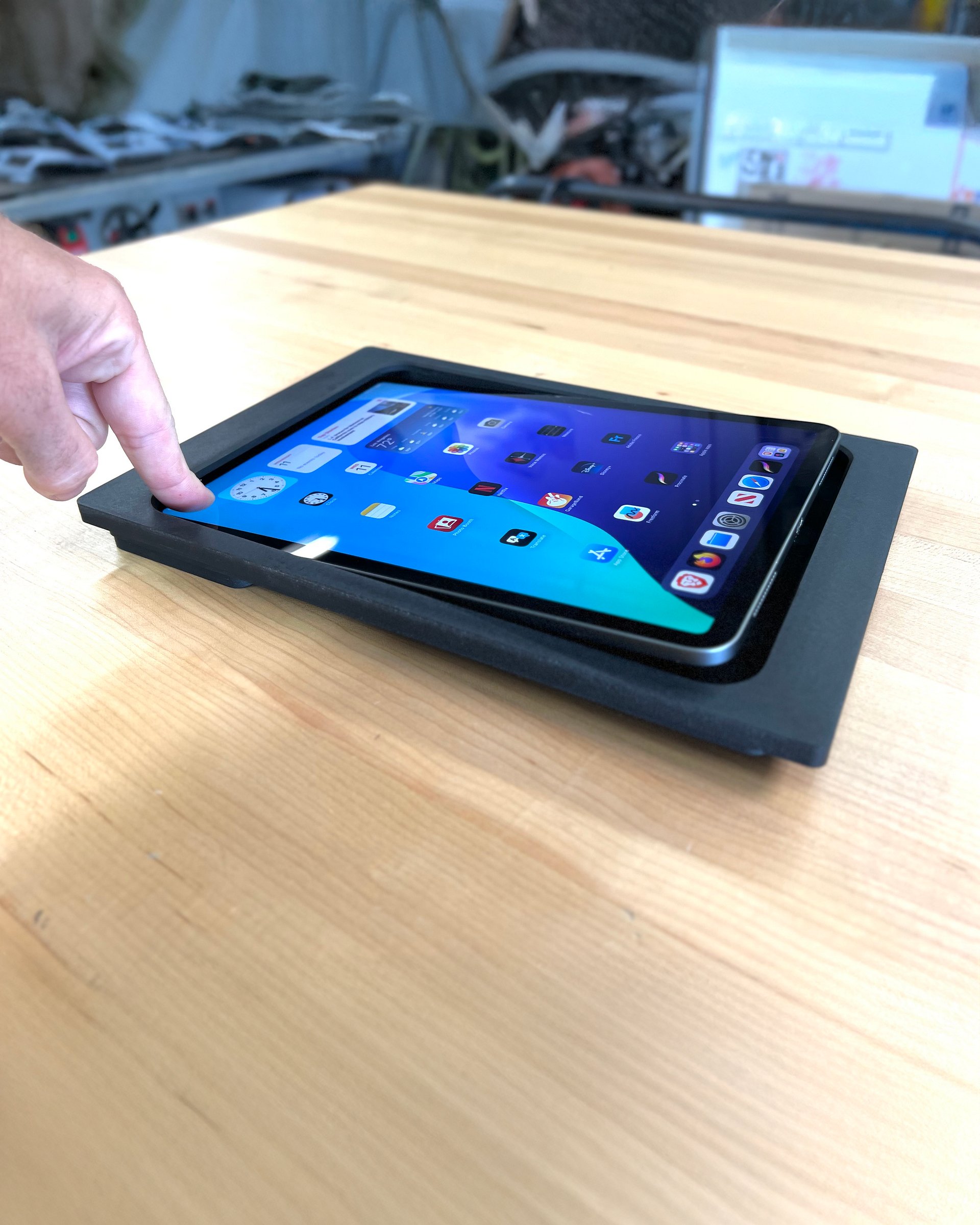 iPad Air, 11-Inch, Gen 6 and 7 - SIDE SLIDER Dash Kit product image (2)