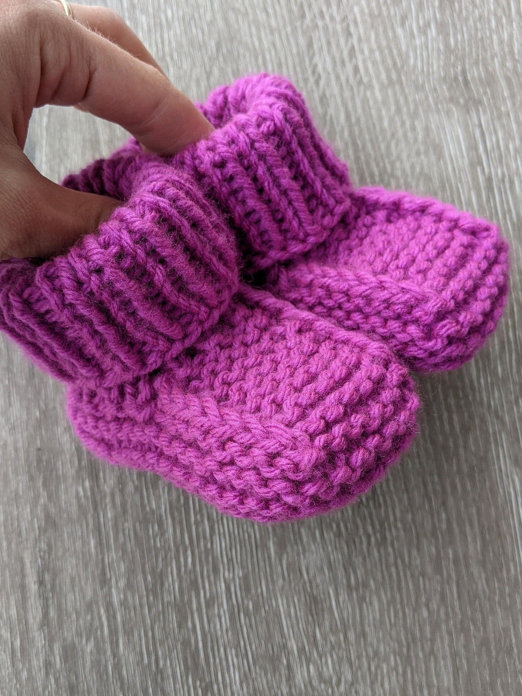 Newborn Baby Knit Booties Pattern product image (5)