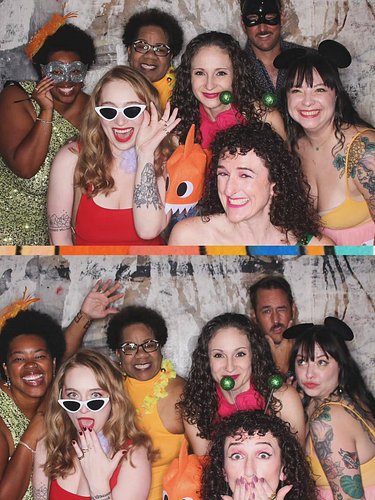 A pop-art night out with @mocsakc & @underthecoverkc ❤️

My friends are HOT
