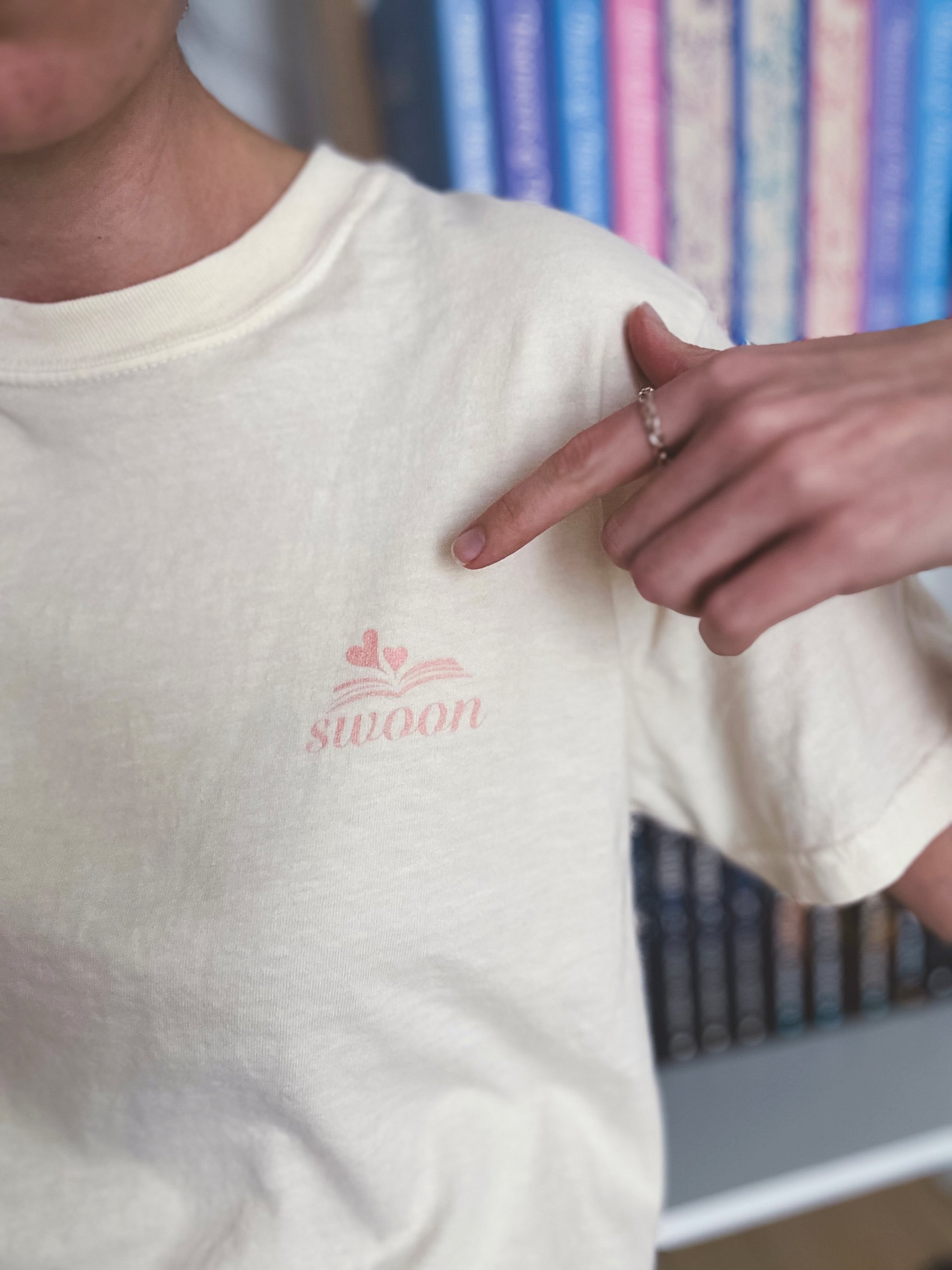 Comfort Colors “Swoon” Graphic Tee | Pink Design product image (3)