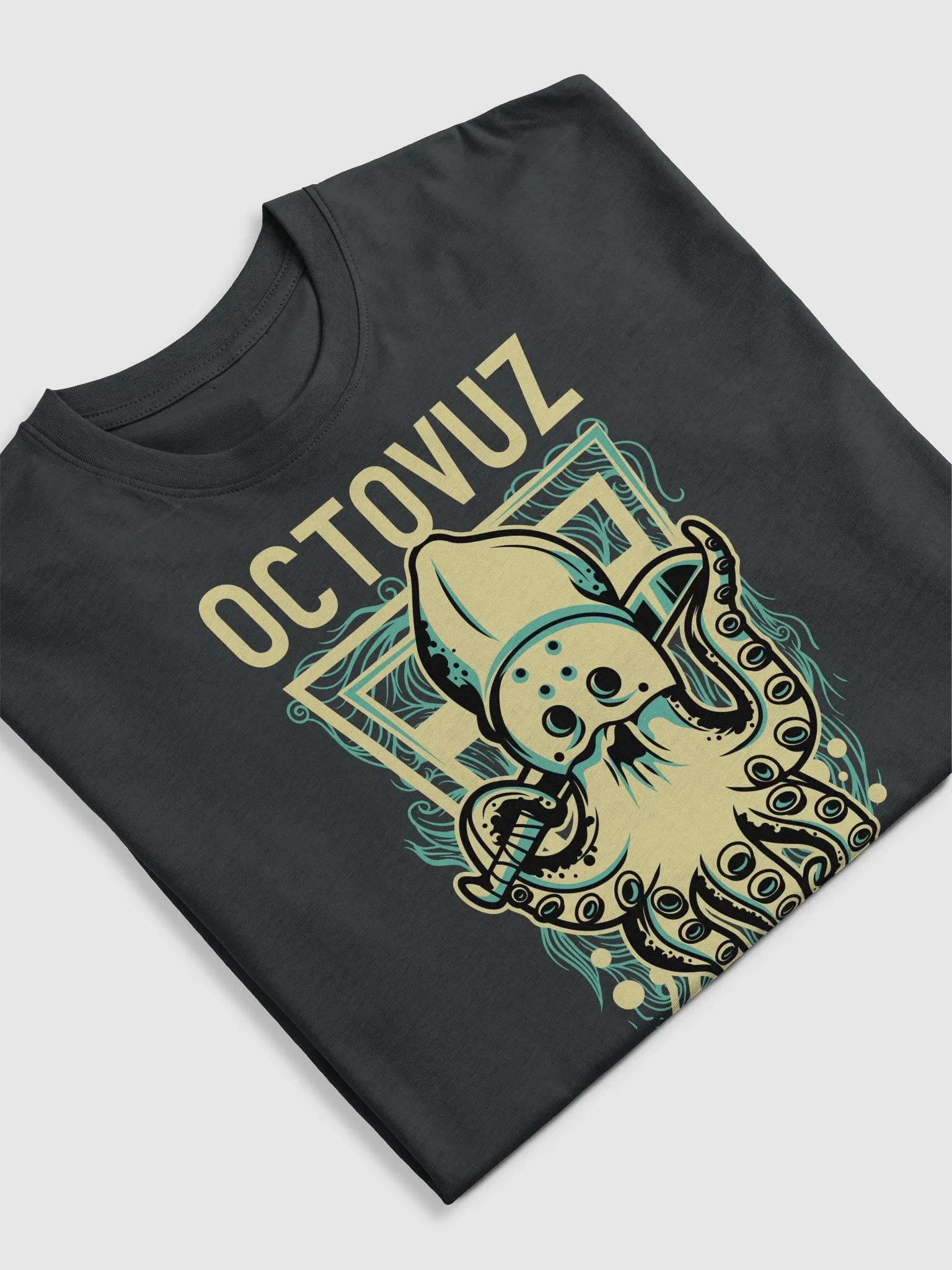 Octovuz Retro Octopus Squid Tee product image (20)