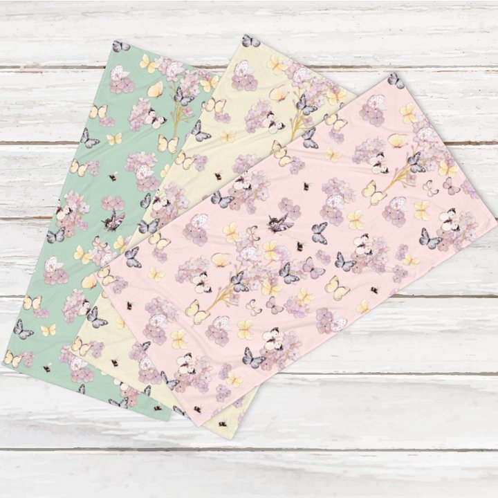 BUTTERFLY GARDEN YELLOW BUTTER TOWEL - Buttergelbes Handtuch mit Schmetterlingen product image (2)