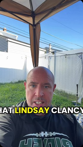 I can’t understand why people are defending her? #podcast #trial #lawyer #lawyersofinstagram #justice