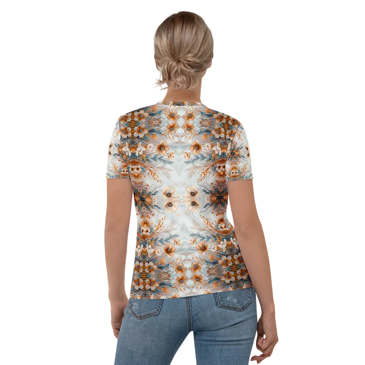 Apricot Bloom: Kaleidoskop Floral Damen-Shirt product image (2)