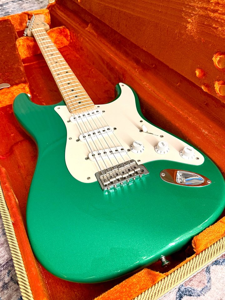 2005 Fender Stratocaster "CANDY GREEN" Eric Clapton Signature Model + OHSC product image (1)