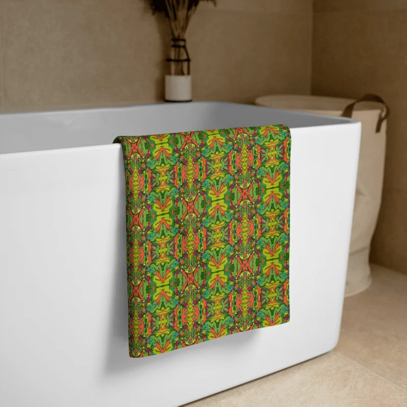 Spinach Tangle Beach Towel product image (2)