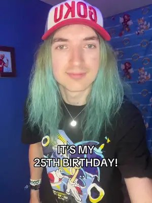 It’s my birthday, folks!!! #25 