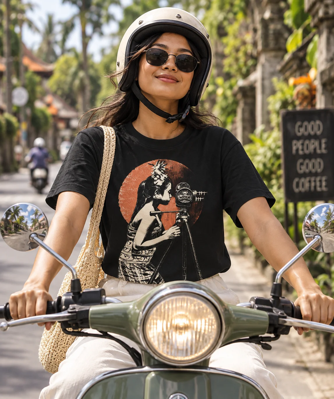 Bali 1935 Camera T-Shirt product image (1)
