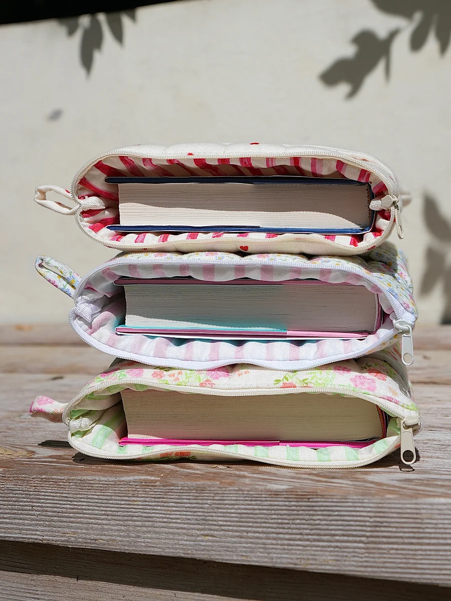 The Faye Booksleeve product image (5)