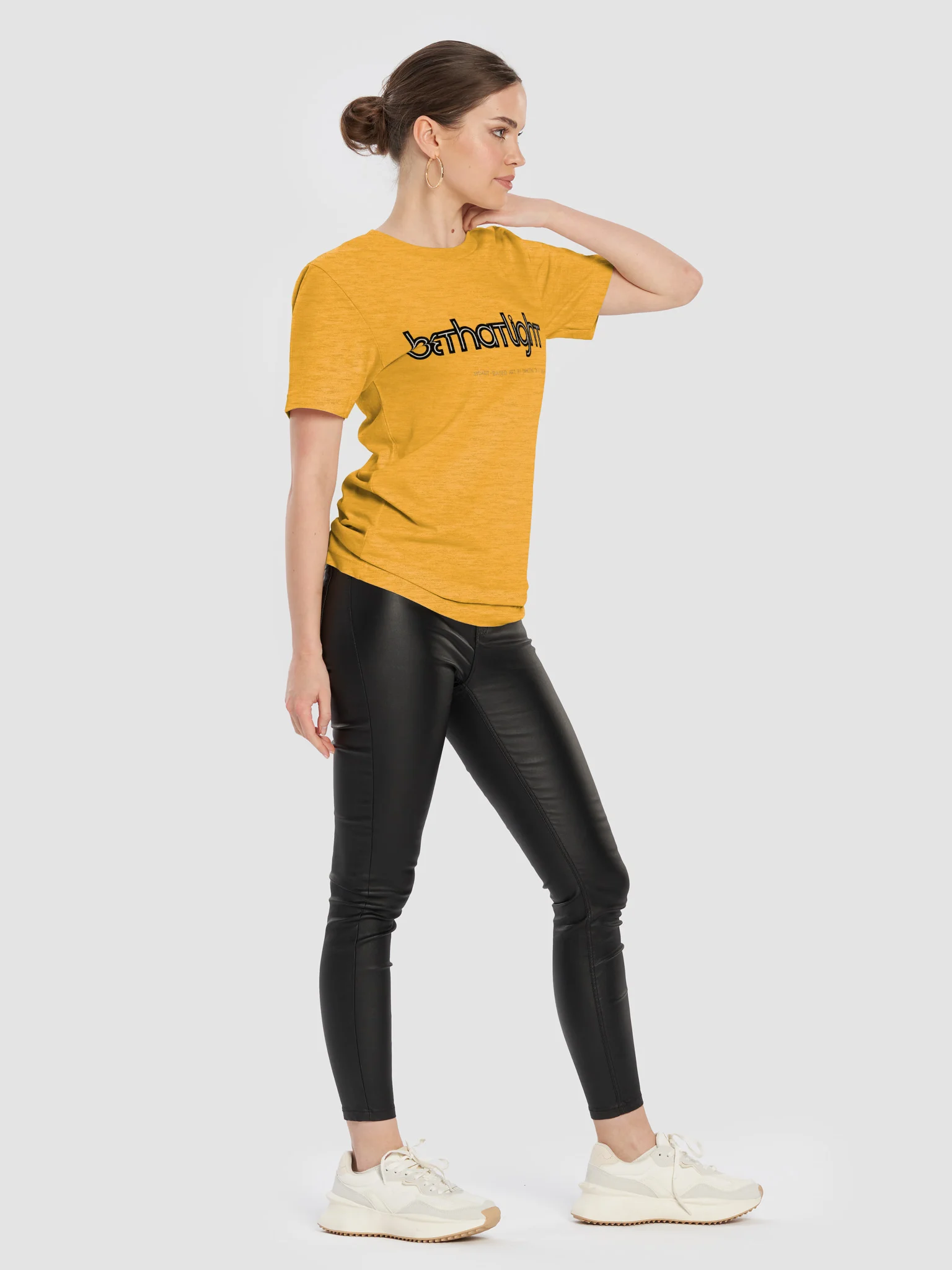 'be that light' tee product image (99)