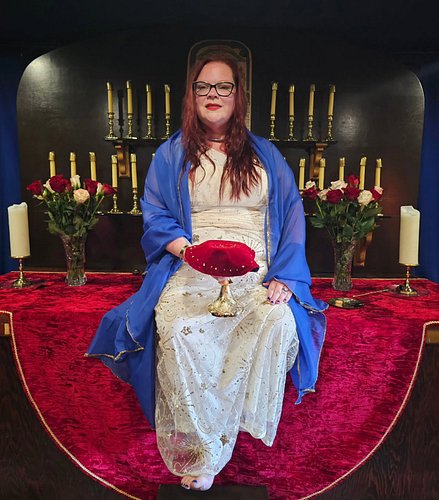Congratulations to our new Novice Priestess!!!