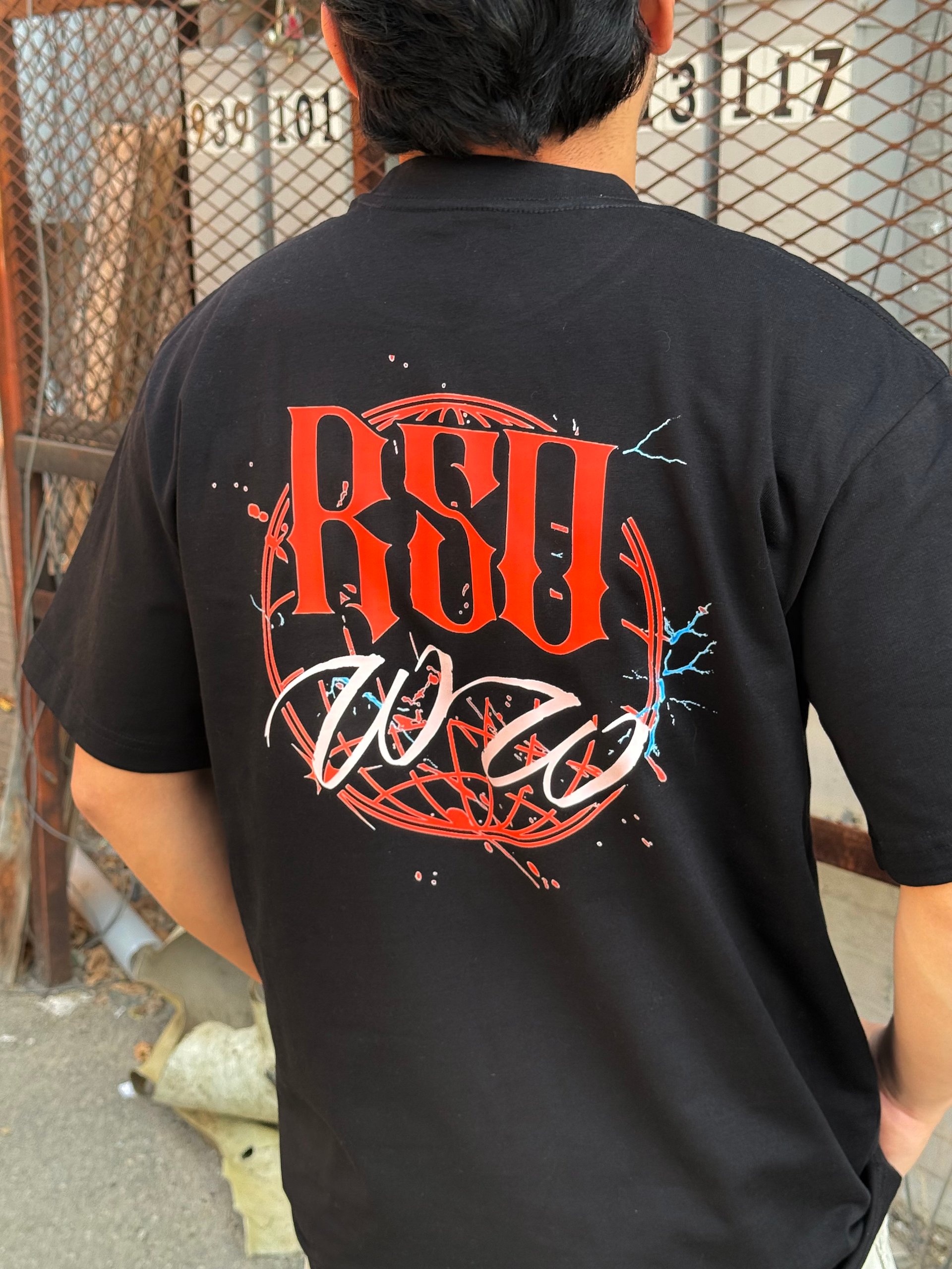 ‘WORLD WIDE’ TEE product image (2)