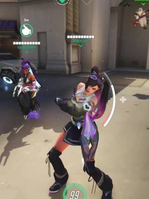 Meeting these two made my day 💚 Yall were so wholesome #overwatch 