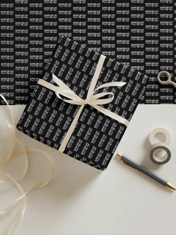 Reporting Live From My Sofa Gift Wrap Set product image (3)