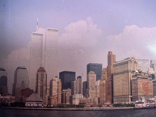 Time doesn’t heal what all New Yorkers feel every year today. 🏙️ 💔

The 1st 2 pictures were taken by little me 🥺 on a school ...