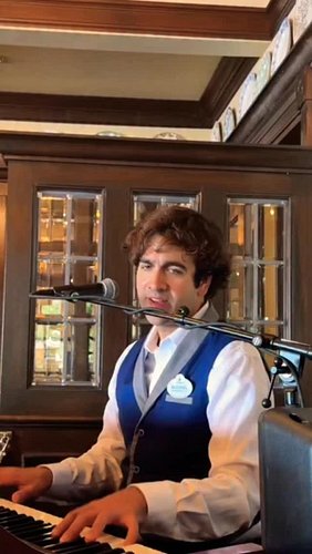 Michael actually broke the 4th wall during his set! #makemichaelaytstar #tdwss #fyp ……Michael was filling in at Rose & Crown ...
