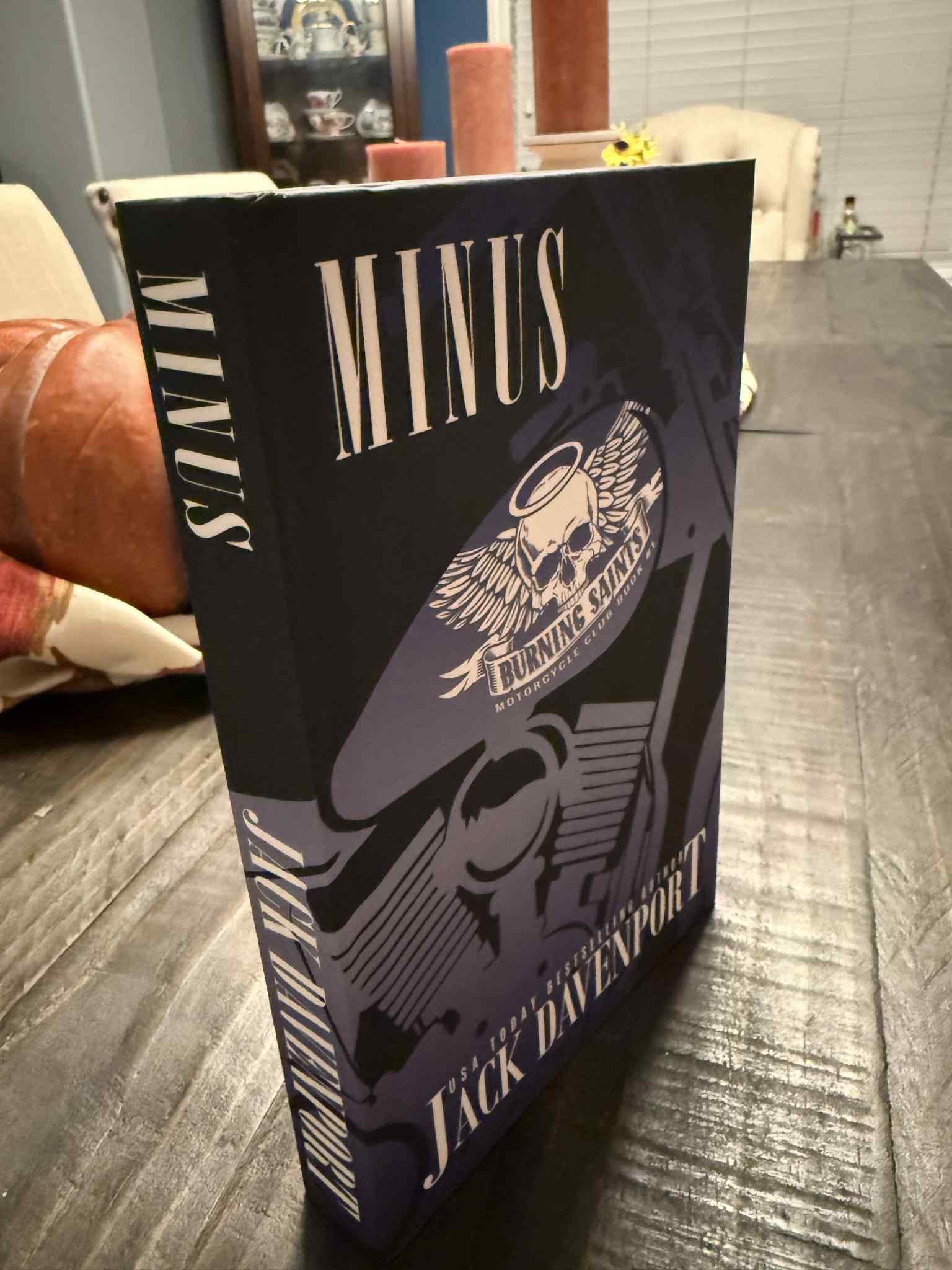 Minus by Jack Davenport - SPECIAL EDITION HARDBACK product image (3)
