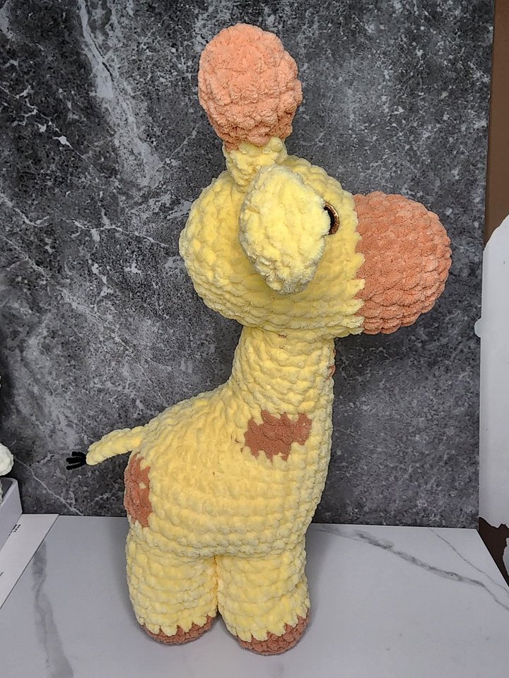 Ashton, the Giraffe product image (2)