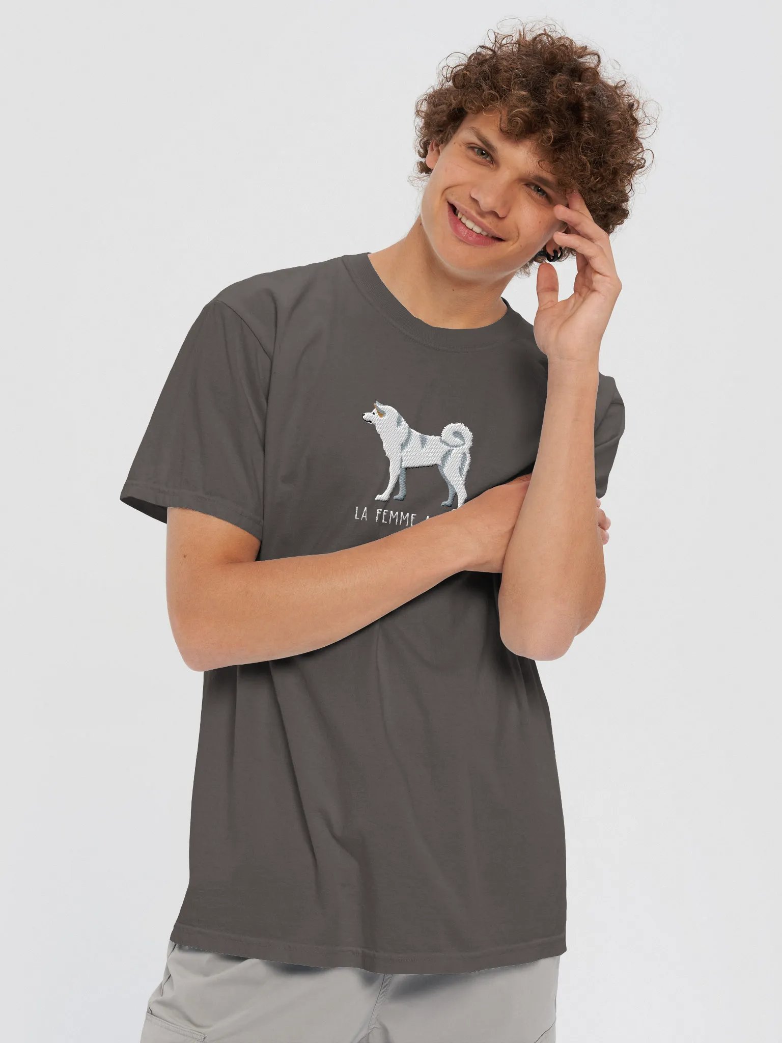 La Femme Akita T-Shirt(Embroidered) of a Japanese Akita(White) product image (2)