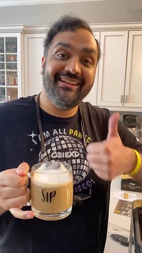 UnBoxing the Ninja Luxe Cafe Pro!
Comment on what I should make next with it!
#NinjaLuxeCafe #Unboxing #CoffeeMachine #Coffee...